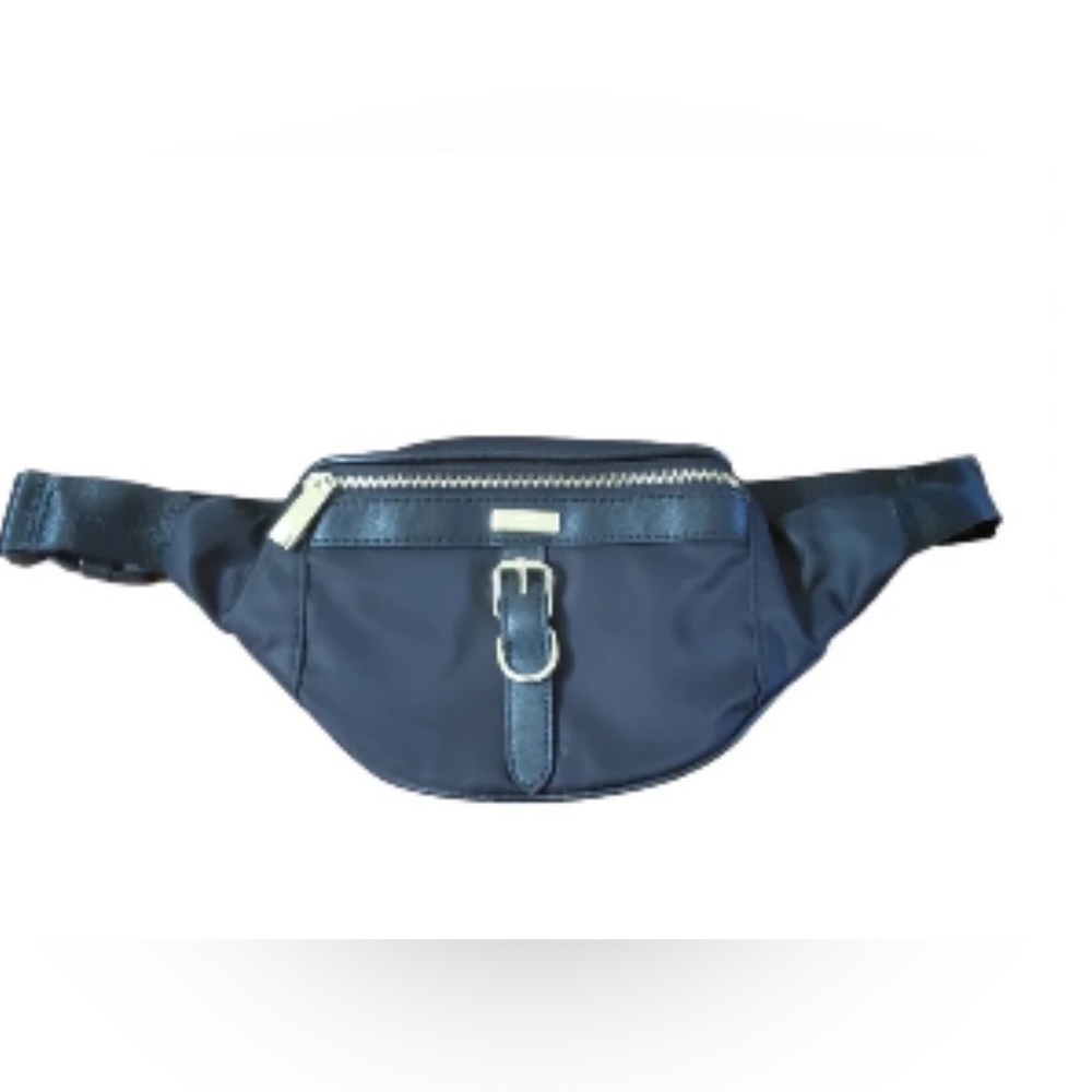 NWOT Tutilo New York Black Belt Bag